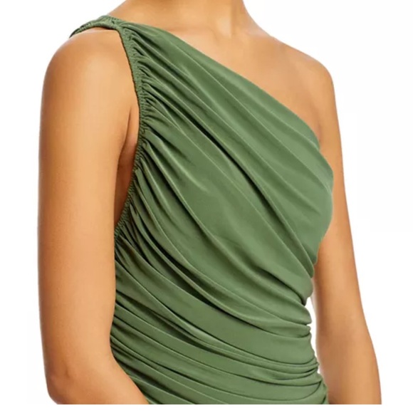Norma Kamali Diana Gown S Celadon - Picture 2 of 6